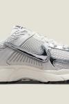 Nike Zoom Vomero 5 WMNS Chrome   A141